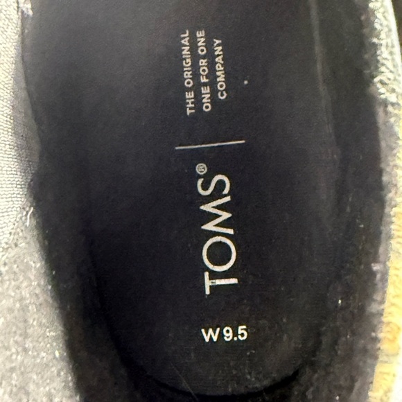 Tom’s women’s Black Suede Women's Ankle Boots - Picture 6 of 6